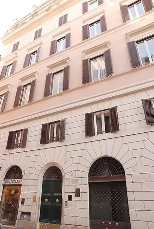 Elegant apartment near the Vatican&Piazza Navona Roma Esterno foto