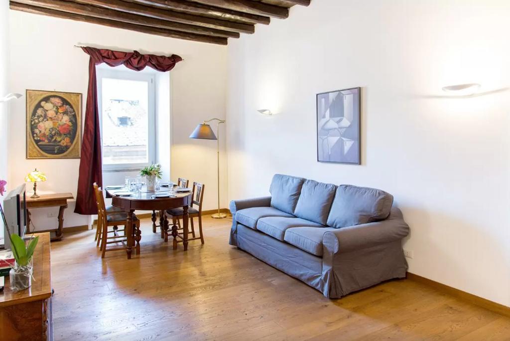 Elegant apartment near the Vatican&Piazza Navona Roma Esterno foto